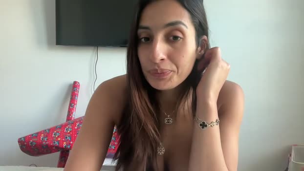 camiliakxoxo Female Chaturbate 15-12-2024