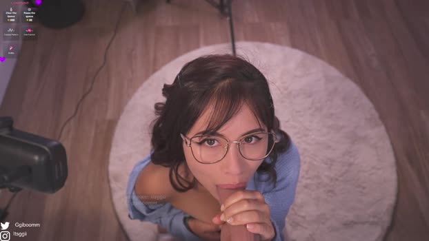 gigi_ulala Female Chaturbate 15-12-2024