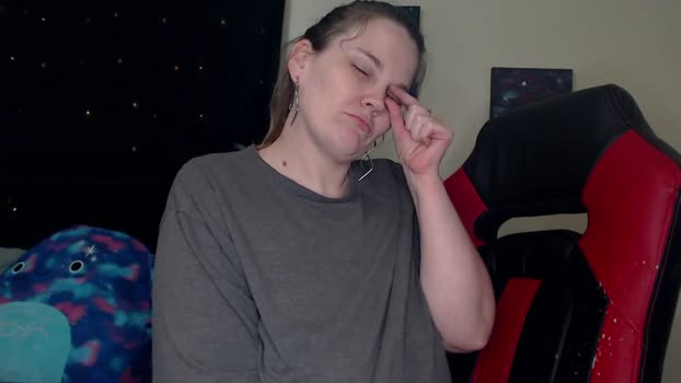 toxiclilly Female Chaturbate 17-12-2024