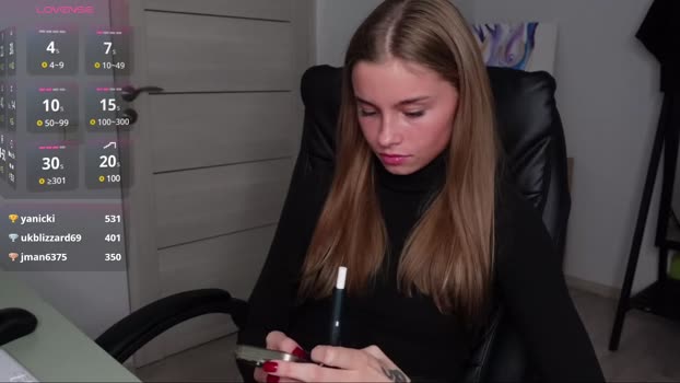 abby_laker Female Chaturbate 17-12-2024