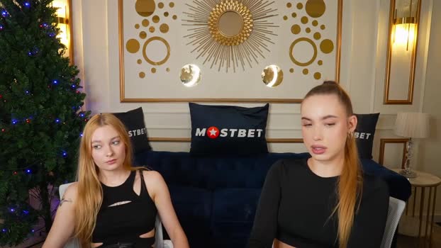 bright_diamonds_054 Couple Chaturbate 18-12-2024