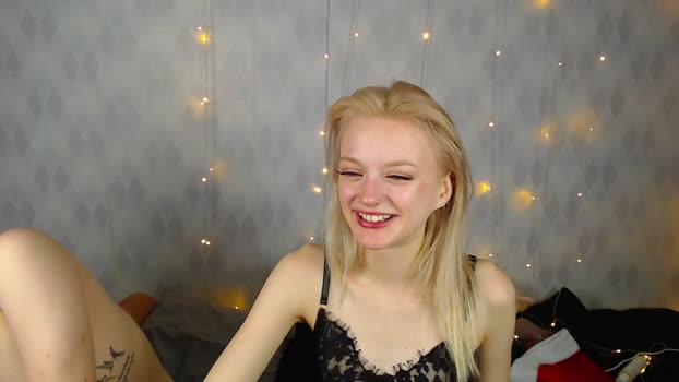 your_molly_mark Couple Chaturbate 18-12-2024