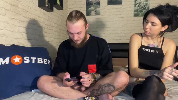 hotcoupleee2020 Couple Chaturbate 20-12-2024