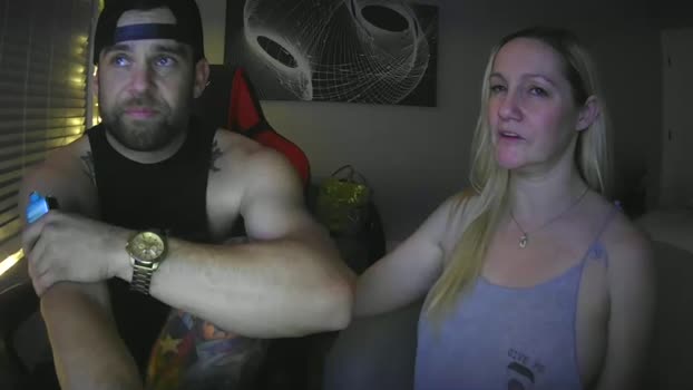 sexytexcouple Couple Chaturbate 19-12-2024
