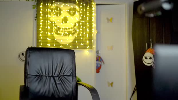 kellytesh Female Chaturbate 20-12-2024