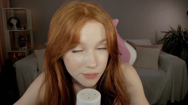 leahsthetics Female Chaturbate 20-12-2024