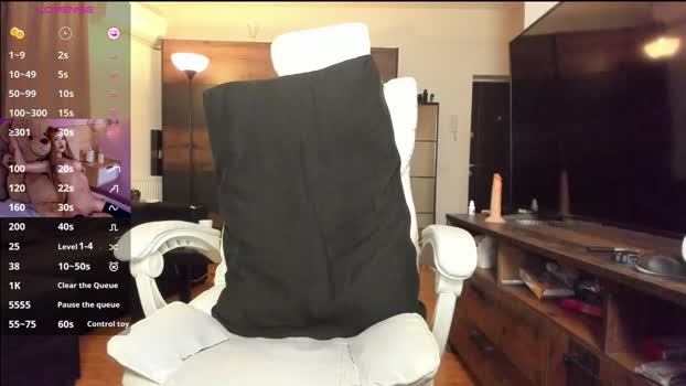 justchloex Couple Chaturbate 22-12-2024