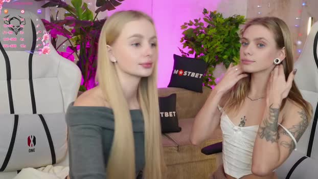 bright_diamonds_054 Couple Chaturbate 24-12-2024