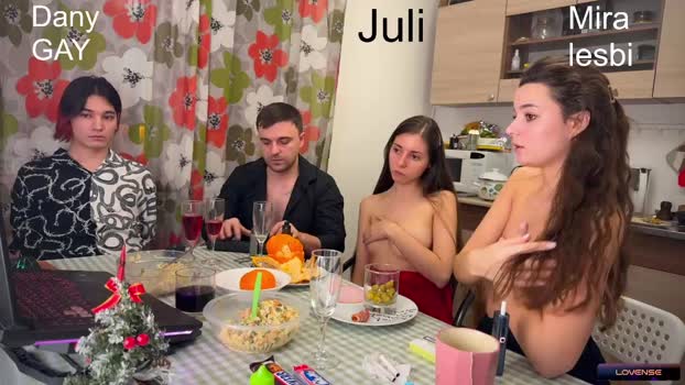 ihavepaws33 Couple Chaturbate 26-12-2024
