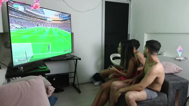 friendsbi_sextape Couple Chaturbate 28-12-2024