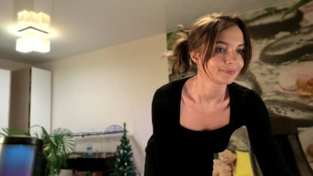 jennycutey Female Chaturbate 27-12-2024