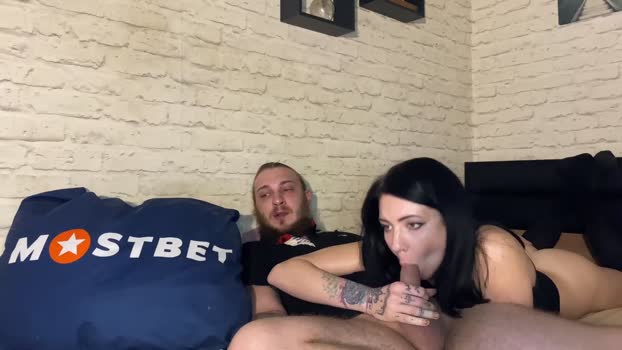 hotcoupleee2020 Couple Chaturbate 29-12-2024