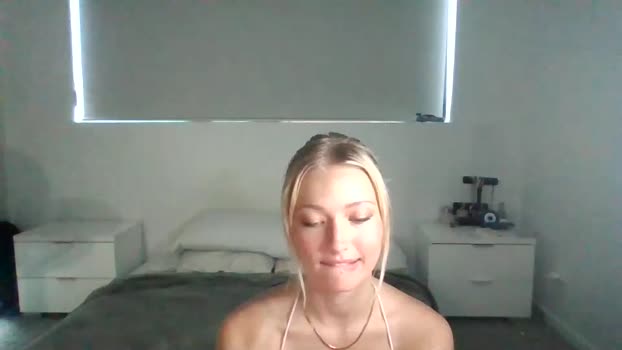gisellestreams Female Chaturbate 29-12-2024