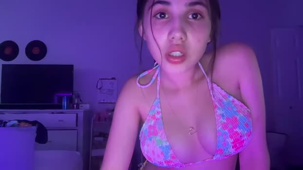babycakesnessa1 Female Chaturbate 30-12-2024