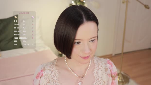_female_essence_ Female Chaturbate 30-12-2024