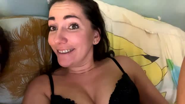 pienne1111 Couple Chaturbate 01-01-2025