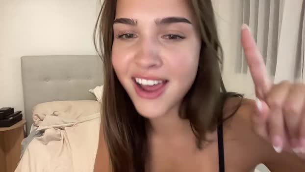 shysashy Female Chaturbate 01-01-2025