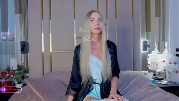 poliina Female Chaturbate 02-01-2025