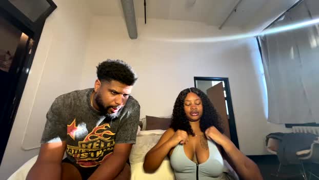 angelichazel Couple Chaturbate 04-01-2025