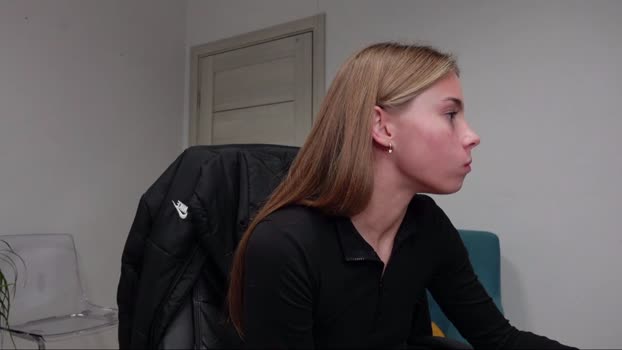abby_laker Female Chaturbate 04-01-2025