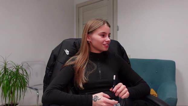 abby_laker Female Chaturbate 04-01-2025
