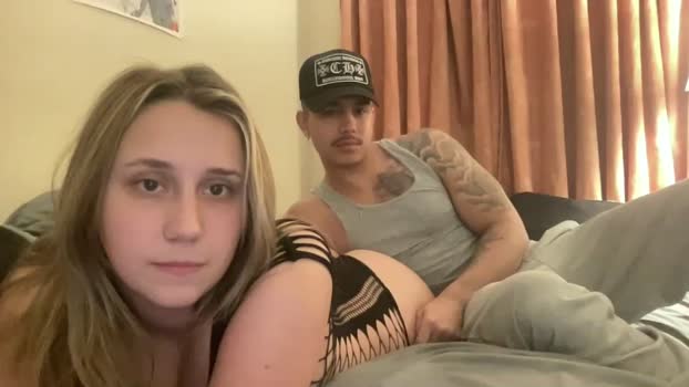 hotandhornyhannah Couple Chaturbate 04-01-2025