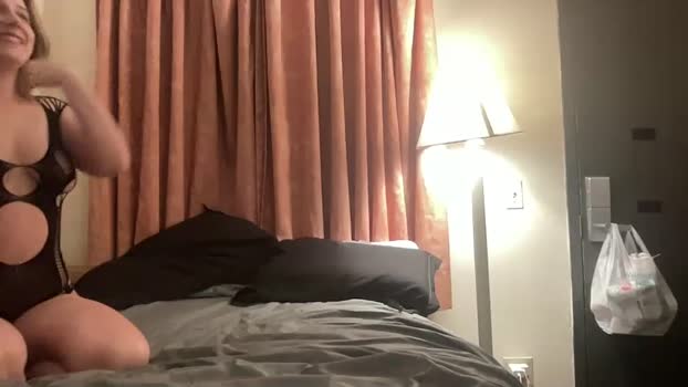 hotandhornyhannah Couple Chaturbate 04-01-2025