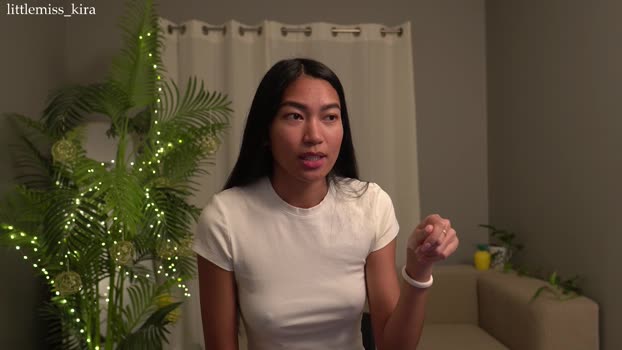 littlemiss_kira Female Chaturbate 04-01-2025