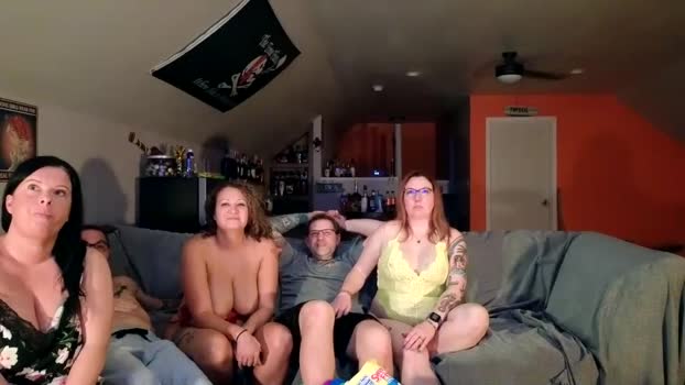 lunalovecpl Couple Chaturbate 04-01-2025