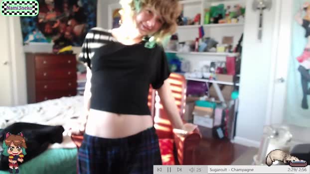 nami3neko Female Chaturbate 04-01-2025