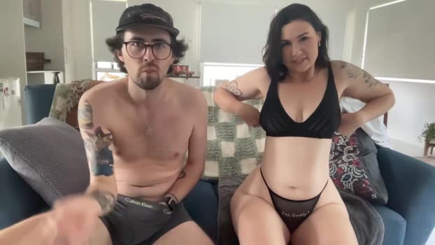 naughty_nomads Couple Chaturbate 04-01-2025
