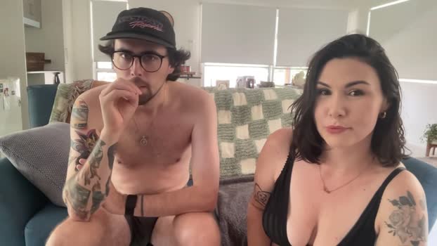 naughty_nomads Couple Chaturbate 04-01-2025