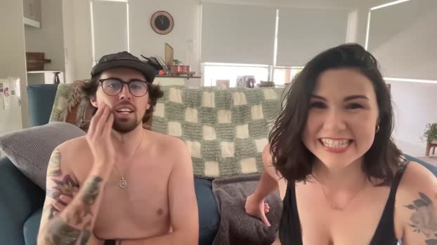 naughty_nomads Couple Chaturbate 04-01-2025