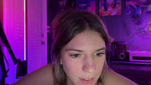 oliviahansleyy Female Chaturbate 04-01-2025
