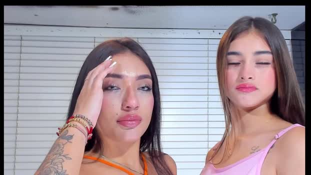 cuteanddesesperate Couple Chaturbate 05-01-2025