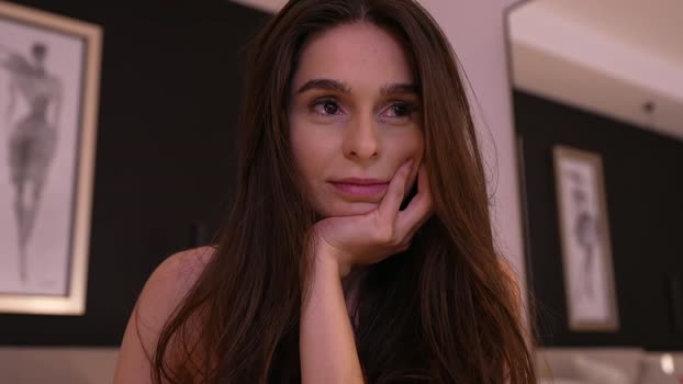 dovia Female Chaturbate 05-01-2025