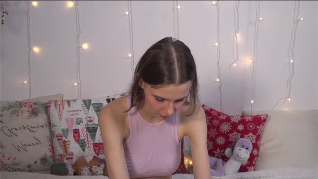 happynewdear Female Chaturbate 06-01-2025