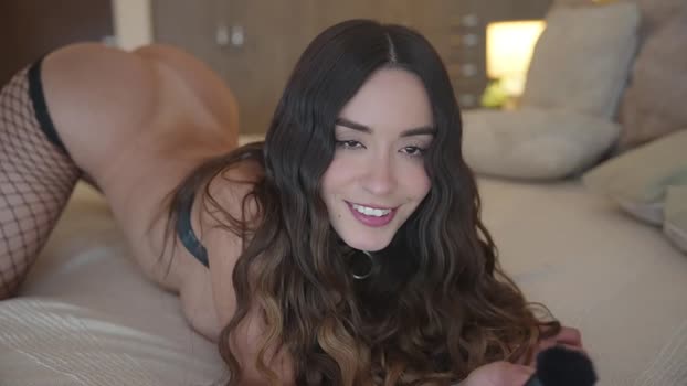 emyii Female Chaturbate 08-01-2025