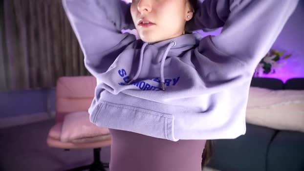 littlee33 Female Chaturbate 08-01-2025