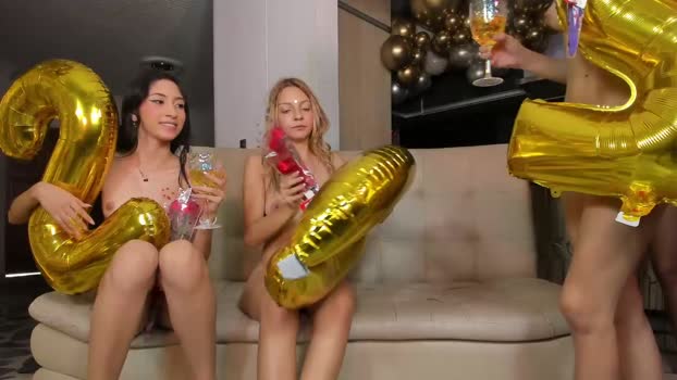 loving_ladies Couple Chaturbate 11-01-2025
