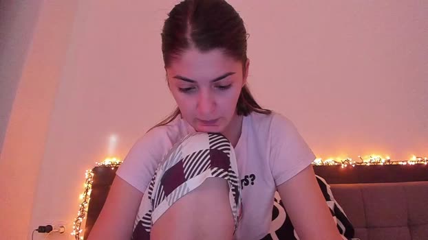 _just_a_simple_girl Female Chaturbate 13-01-2025