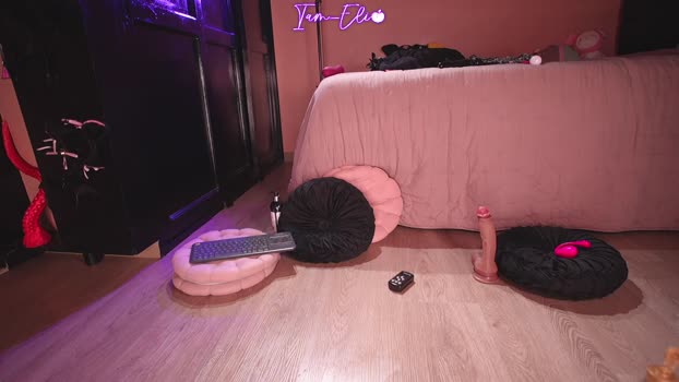 iam_eli Female Chaturbate 15-01-2025