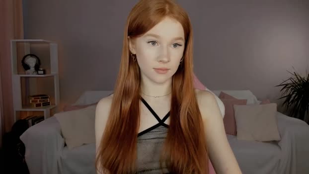 leahsthetics Female Chaturbate 16-01-2025