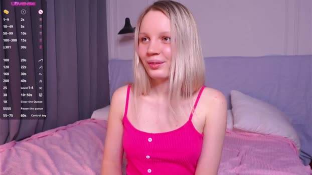 tinasiner Female Chaturbate 17-01-2025