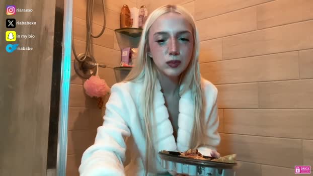 riababe Female Chaturbate 17-01-2025