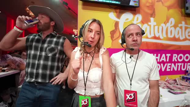 blondefoxsilverfox Couple Chaturbate 18-01-2025