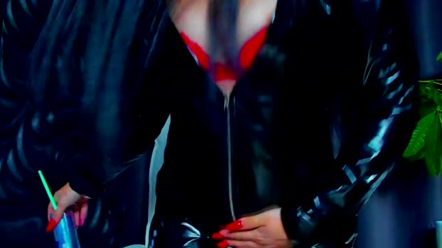 devashaqueen Female Chaturbate 18-01-2025