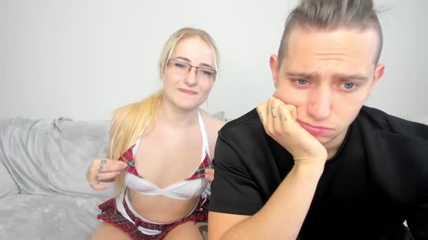 emily692002 Couple Chaturbate 19-01-2025