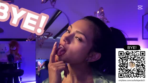 sweet_littleee Female Chaturbate 18-01-2025