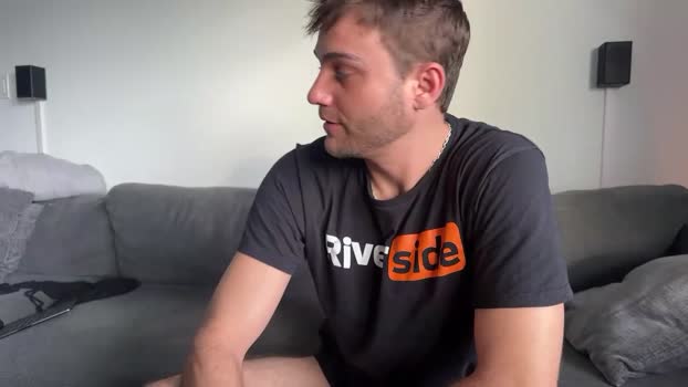 ashtonbutcher Couple Chaturbate 19-01-2025